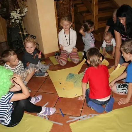 Bed and breakfast Stareczka - Z Balkonami I Widokiem Na Dobry Dzien, Zabierz Pupila 3*