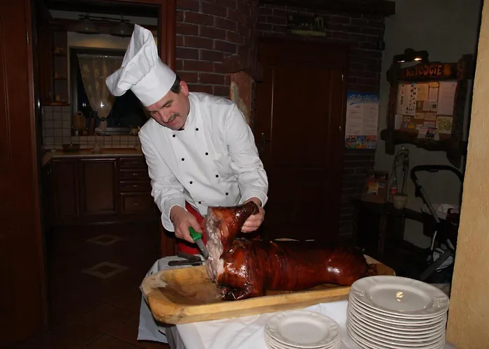 Bed & Breakfast Willa Stareczka - Regionalny Wystroj, Domowa Atmosfera 3*